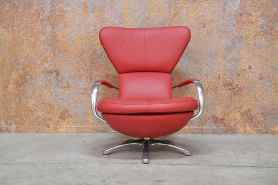 Image 1 of Red leather Leolux Formi designer swivel chair