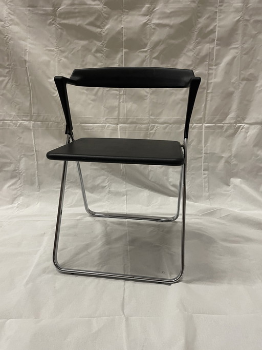 Comput Per Skipper Folding Chairs: 12 + 5 Pieces Available