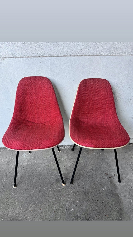 Image 1 of Coppia di sedie di Charles Eames, sedute di Alexander Girard, Herman Miller, 1960.