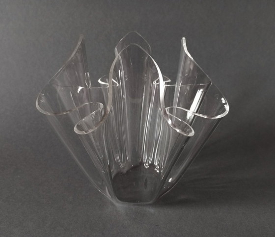 Image 1 of Luigi Mazzoni - Guzzini "Cartoccio" Fazoletto Acryl Space Age Design Vase 1970'S