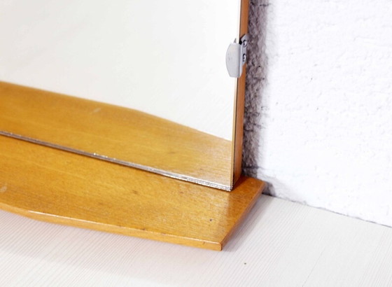 Image 1 of Miroir avec étagère 1950