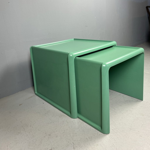 Space age nesting tables Peter Thyczy