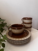 Gerzit soup bowls with plates