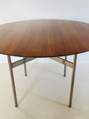 Mesa de comedor y sillas italianas de madera y metal de los años 60