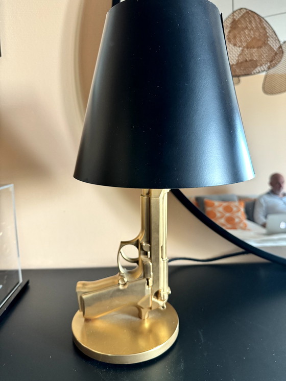 Image 1 of FLOS Gun table lamp