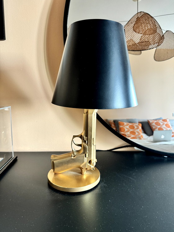 Image 1 of FLOS Gun table lamp