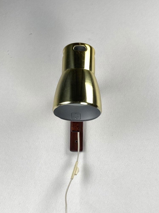 Image 1 of V488 Wall Light In Teak And Brass By Hans Agne Jakobsson, 1960S