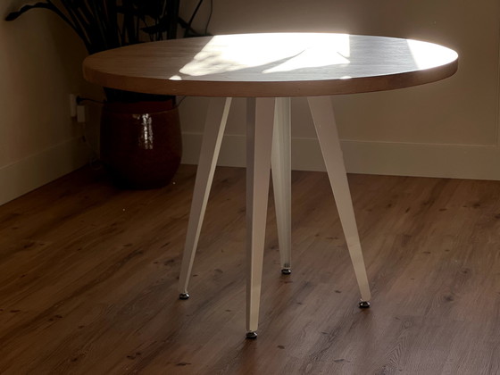 Image 1 of Solid Oak Wood Modern Round Table