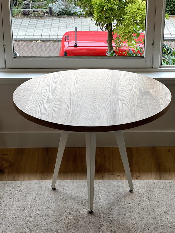 Image 1 of Solid Oak Wood Modern Round Table