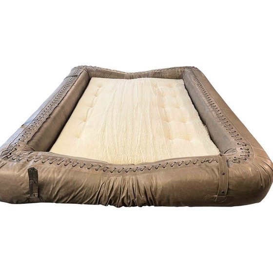 Image 1 of Divano letto Anfibio in pelle vintage di Alessandro Becchi per Giovannetti, 1972
