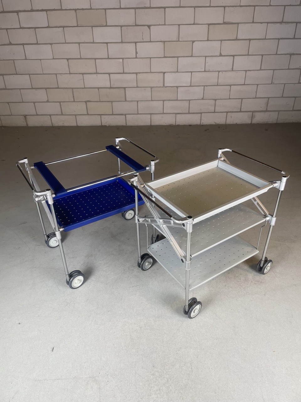 Kartell Oxo Serving Cart/Trolley By Antonio Citterio (Blue) | €450