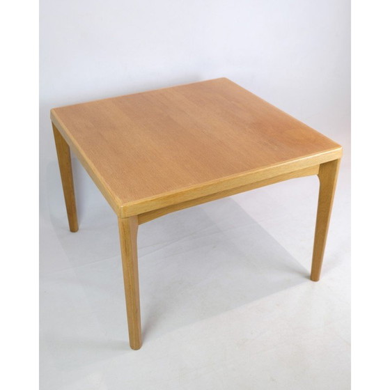 Image 1 of Vintage coffee table in oakwood by Henning Kjærnulf for Vejle, 1960s