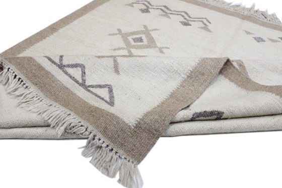 Image 1 of Modern Kilim 237X173