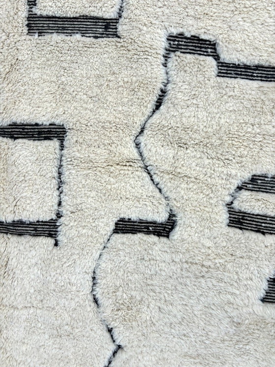 Image 1 of Moroccan Stunning Modern Handwoven Wool Rug