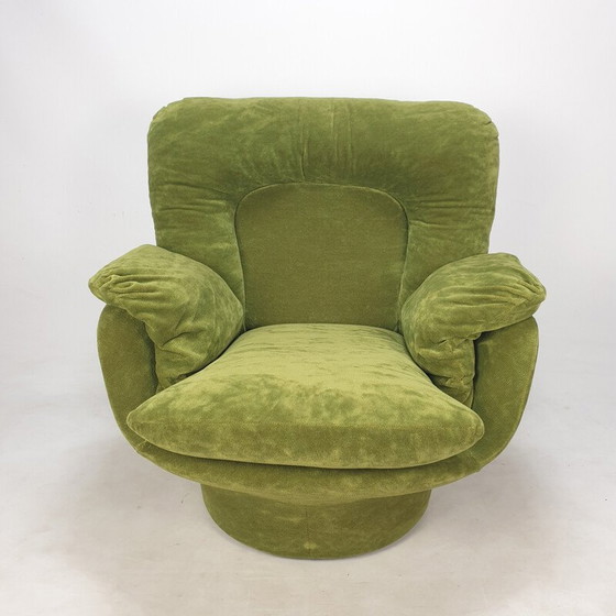 Image 1 of Vintage Space Age "Karate" armchair in fiberglass and velvet fabric by Michel Cadestin for Airborne, France 1970