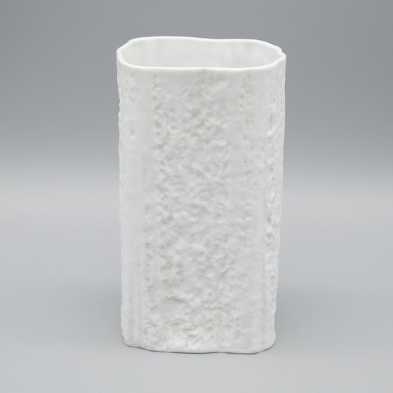 Image 1 of Martin Freyer Rosenthal Studio Linie Op-Art Relief Bisque Porcelain Vase Duo B&W