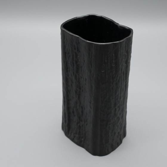 Image 1 of Martin Freyer Rosenthal Studio Linie Op-Art Relief Bisque Porcelain Vase Duo B&W