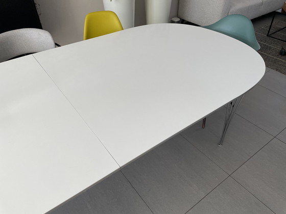 Image 1 of Fritz Hansen Superellipse Table White