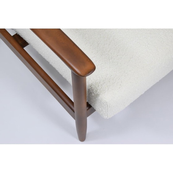 Image 1 of Poltrona vintage in bouclé bianco di E. Homma