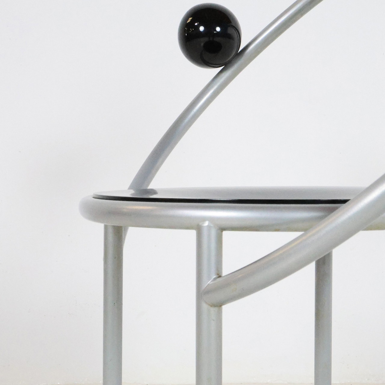 Memphis Milano 'First Chair' 1983 | €1,250 | Whoppah