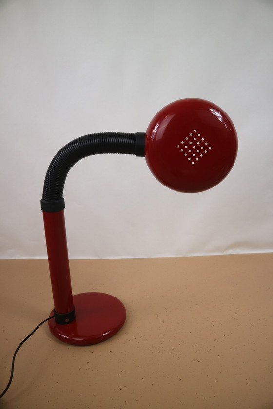 Image 1 of Lampada da tavolo rossa vintage