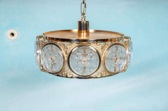 Image 1 of Lampe suspendue vintage en verre Suède années 60, suspension en laiton et verre