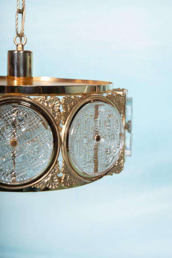 Image 1 of Lampada a sospensione vintage in vetro Svezia anni '60, pendente in ottone e vetro