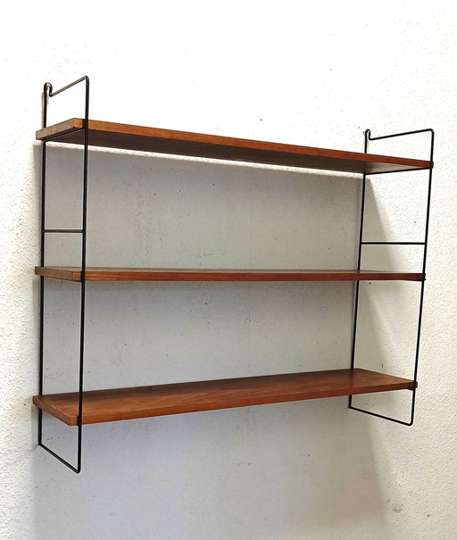 Sixties string wall rack