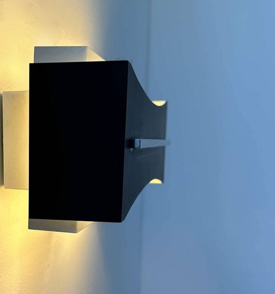 Image 1 of  Lampada da parete modernista nera, bianca e cromata - Francia 1960