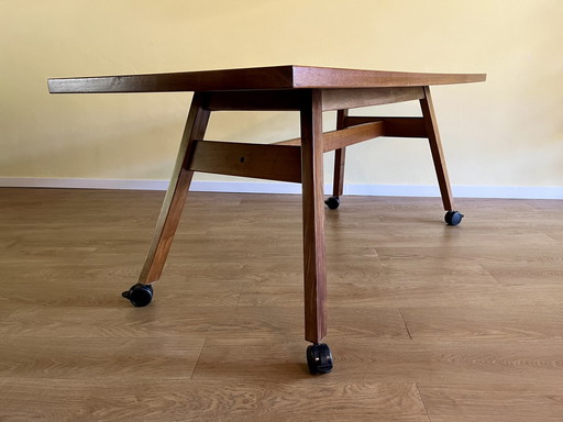 Table de salle à manger en noyer Torbecchia par Giovanni Michelucci pour Poltronova, Italie, 1965