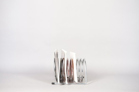 Image 1 of Porte-revues vintage en métal massif