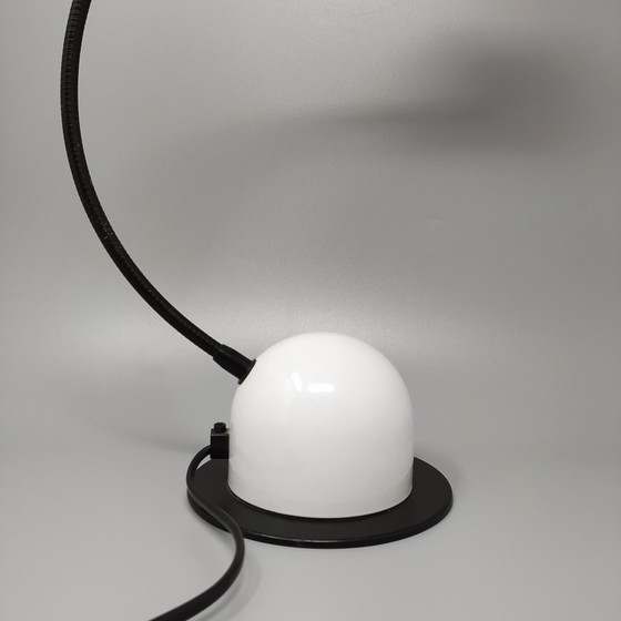 Image 1 of 1970S Gorgeous White Table Lamp By Veneta Lumi. Made In Italy