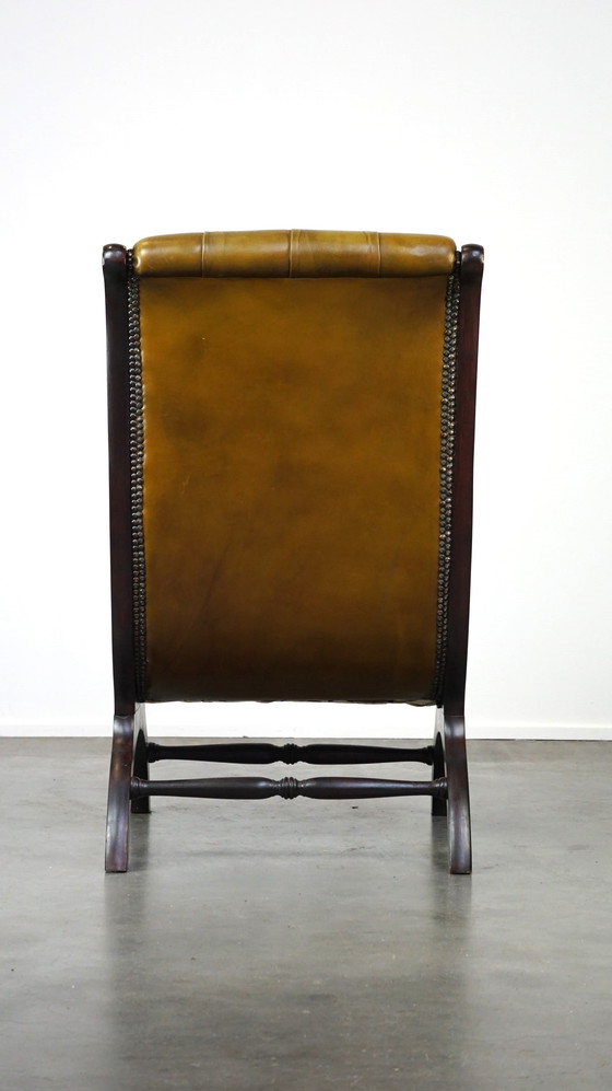 Image 1 of Beef leather chesterfield armchair combined with wood