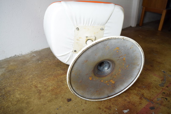 Image 1 of Vintage Space Age Swivel Chair 1970