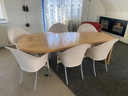 Table de salle à manger en forme de goutte d'eau faite à la main