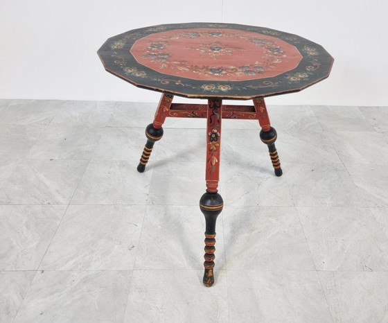 Image 1 of Dutch folk art Hindeloopen coffee table, 19th century