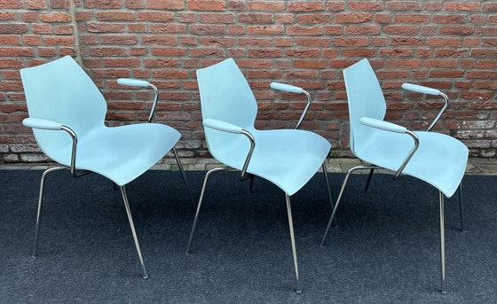 Image 1 of Kartell Maui 3 chairs with armrests.