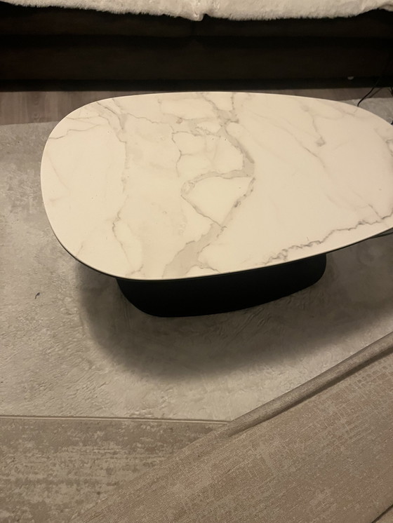 Image 1 of Coffee table Ovalia Akante