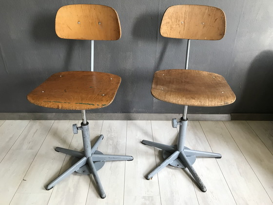 Image 1 of 2x Ahrend Work chairs Jr. 70