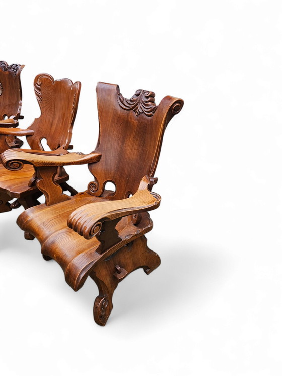 Image 1 of 4 x large matching oak claw armchairs, 1970s

Height 90 
Width 70 
Depth 70 cm