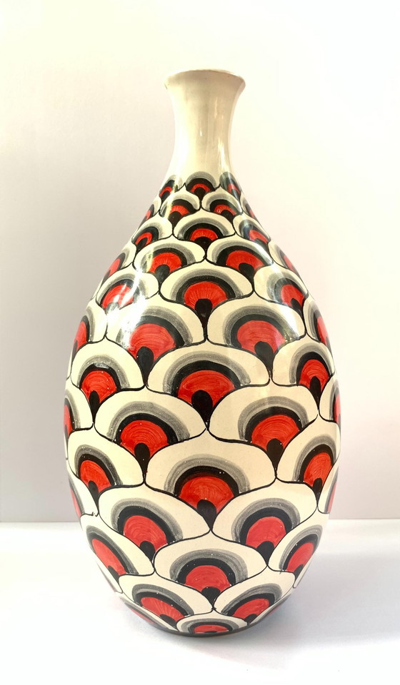 Image 1 of Beautiful ceramic vase.