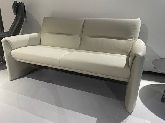 Image 1 of Leolux Boavista 2.5 Seat High Back Showroom Model