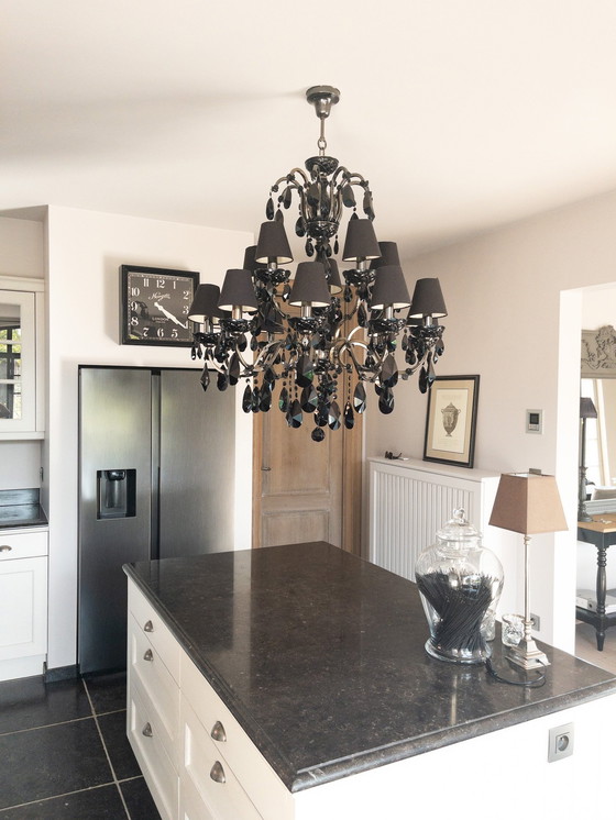 Image 1 of Lampadario in cristallo nero a 15 bracci