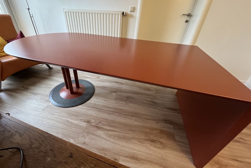 Leolux Dining Table Tridium 590