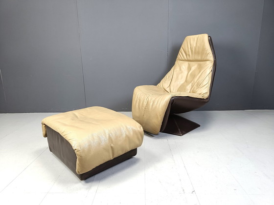 Image 1 of Fauteuil pivotant en cuir vintage avec ottoman, 1970