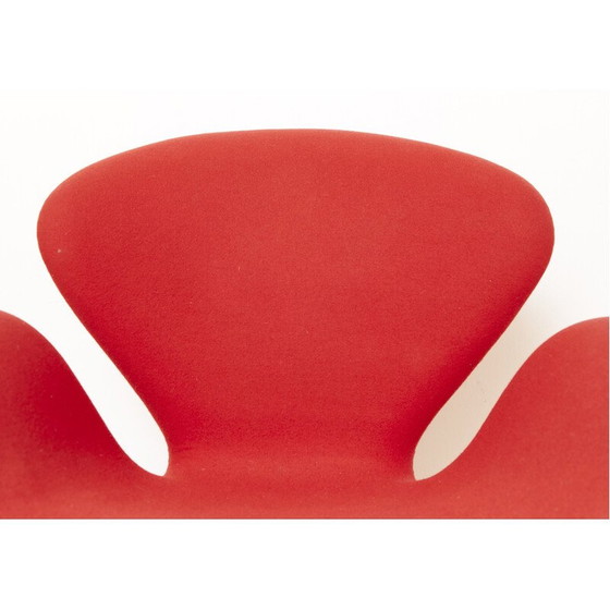 Image 1 of Vintage Swan armchair in wool by Arne Jacobsen for Fritz Hansen, 1958