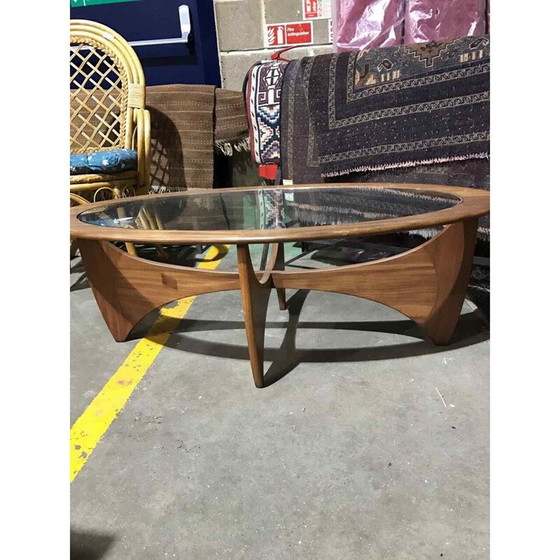 Image 1 of Mid century oval G-Plan "Astro" coffee table - 1960s