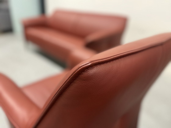 Image 1 of Leolux Mayuro Armchair Ceras Maroon Leather