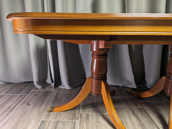 Image 1 of Mahogany dining table