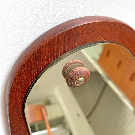 Image 1 of Espejo de teca asimétrico danés de madera de teca
